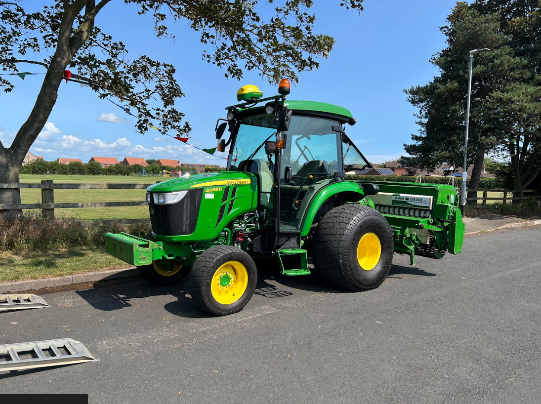 John Deere 4066R