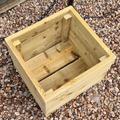 40cm Square wooden Planter in 4 heights