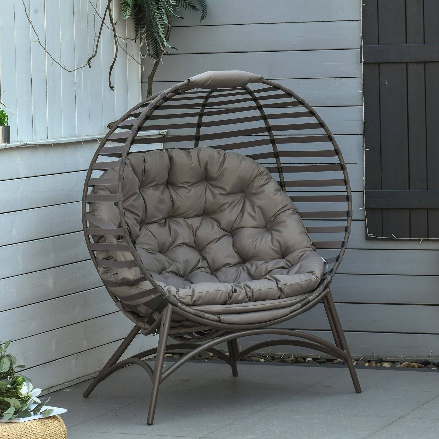 Egg Chair with Soft Cushion