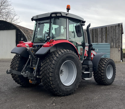 Massey Furguson 5s 105