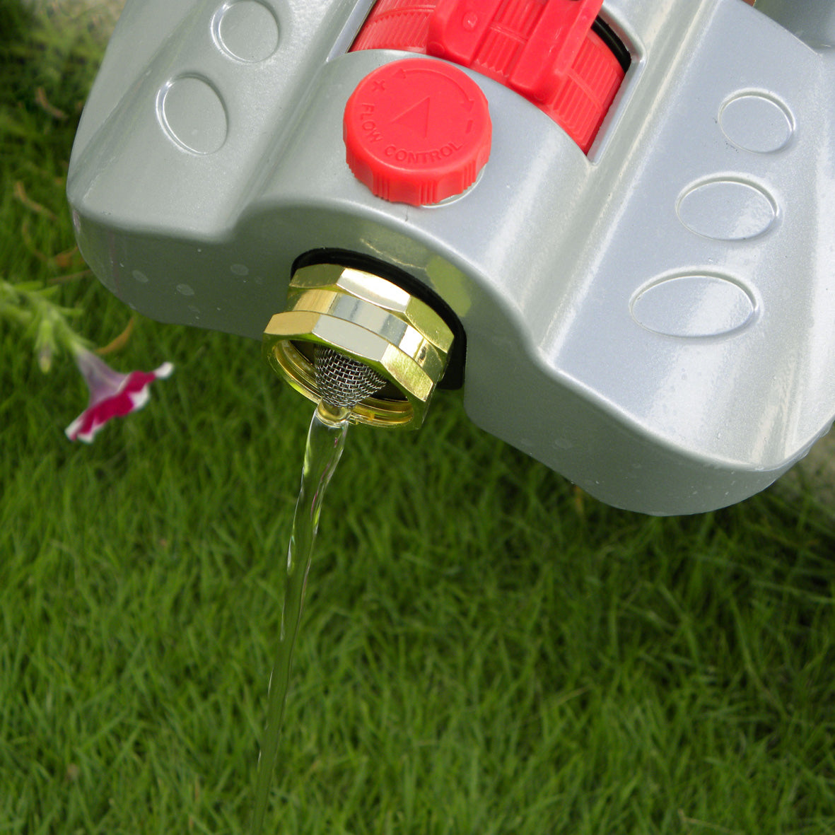 Bar Metal Turbo Oscillating Sprinkler