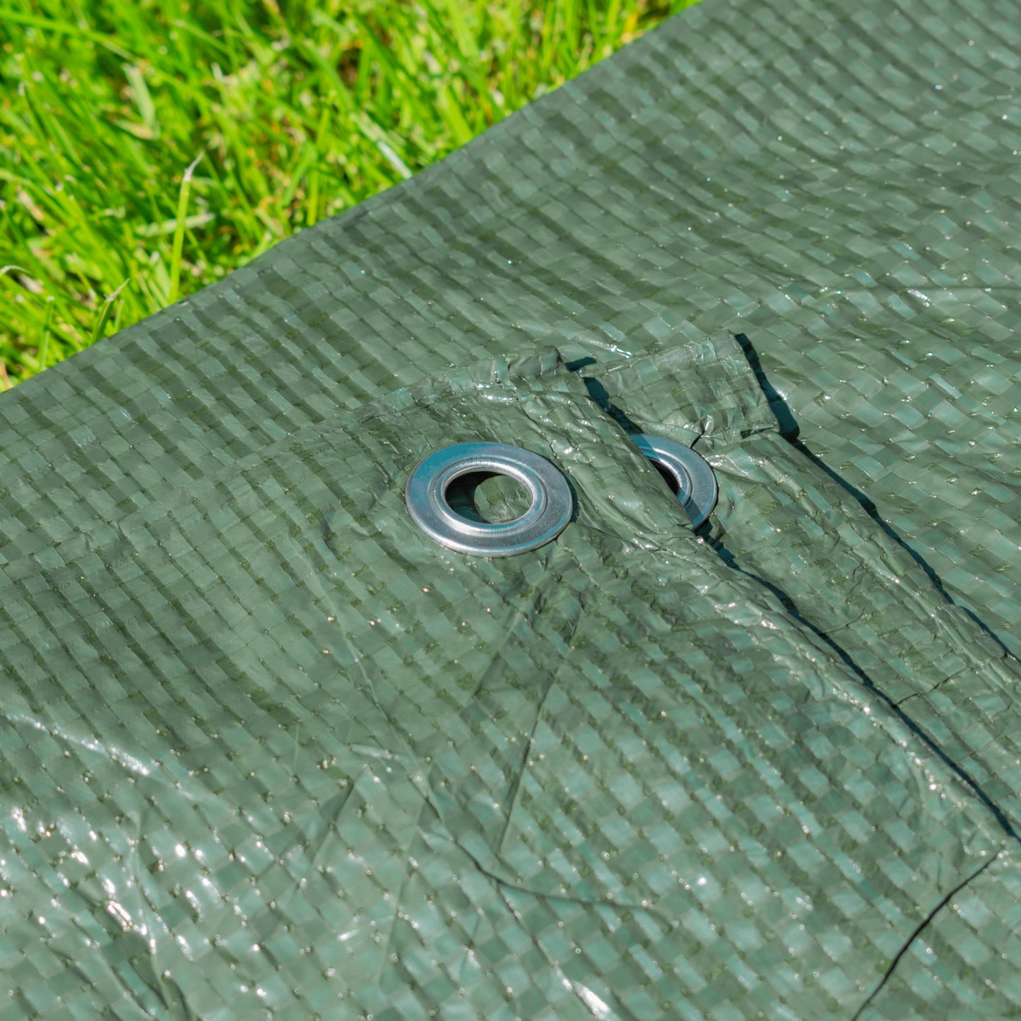 Green S-Grade Tarpaulin with 20 x 6" Bungee Balls (White)