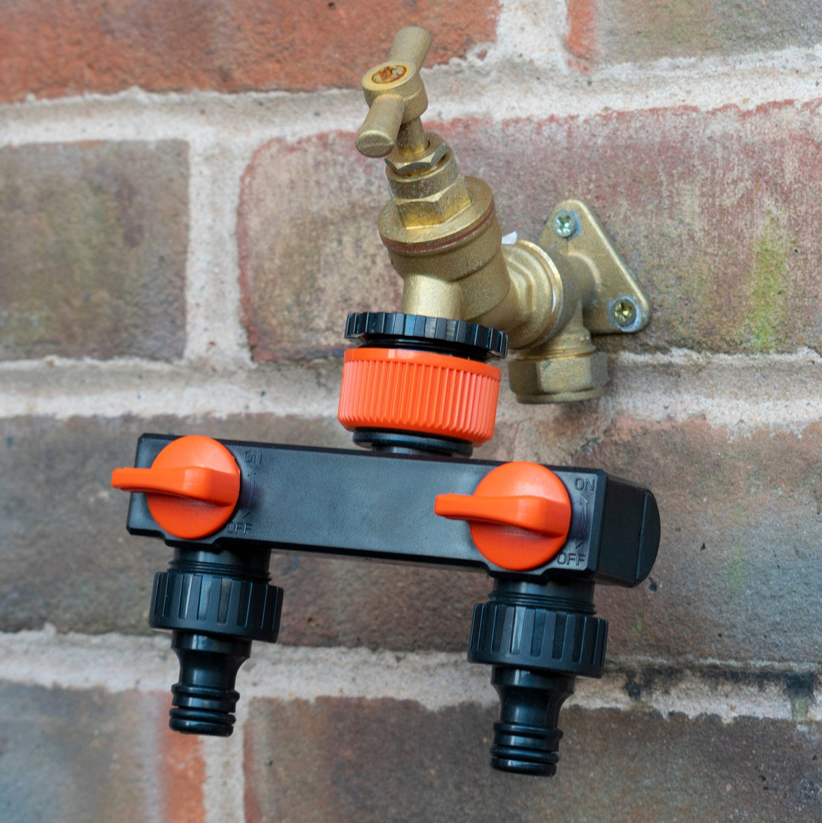 2 Way Tap Splitter PP with Valves and Snap-On Male Connectors – TurfStore