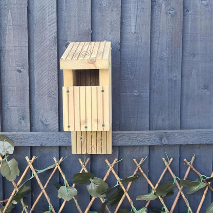 open faced nesting box for birds