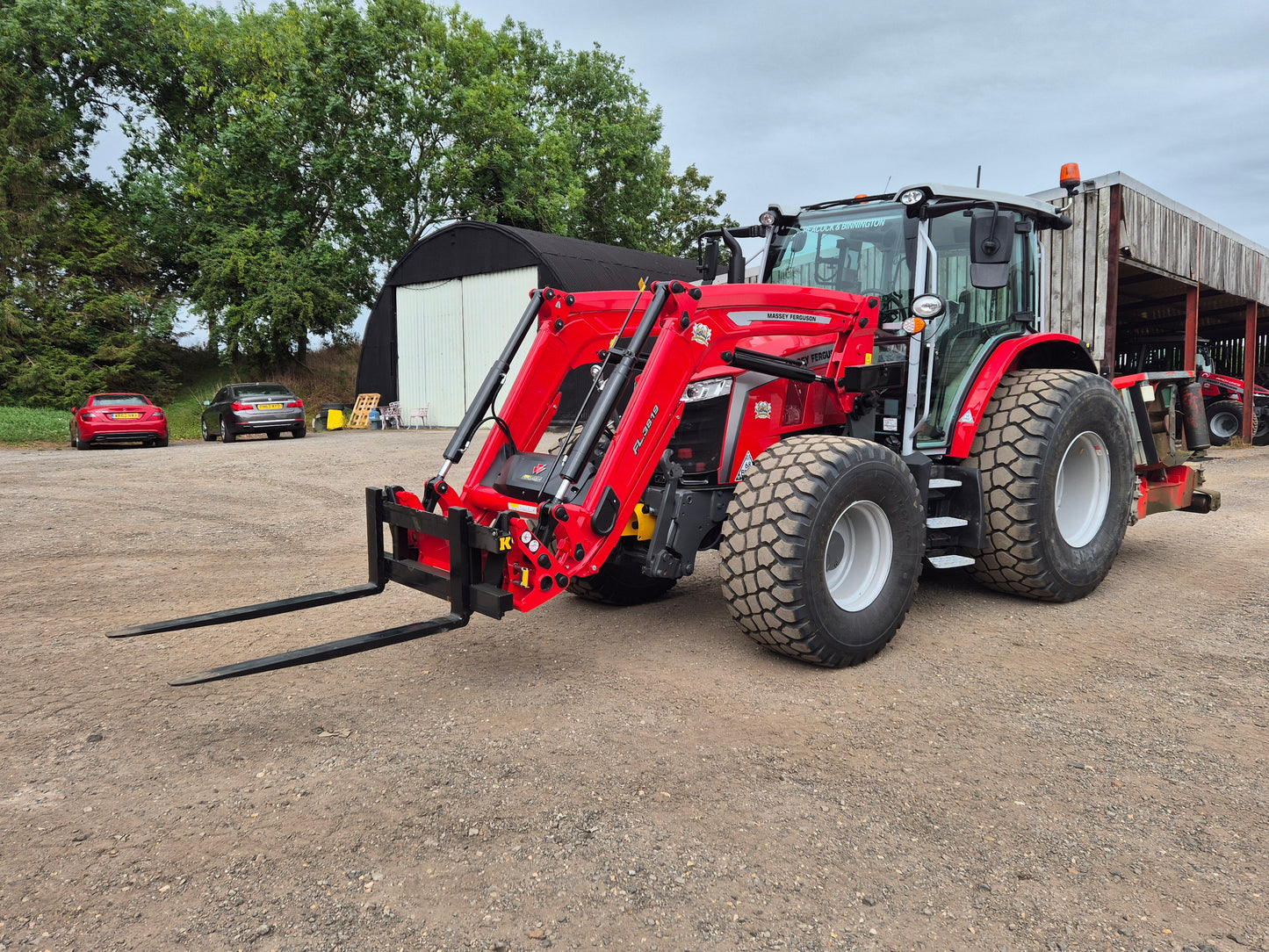 Massey Ferguson 5m 115